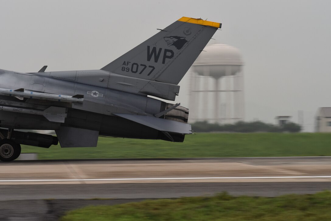 A U.S. Air Force F-16 Fighting Falcon from the 80th Fighter Squadron “Juvats”, lands following a routine training flight at Kunsan Air Base, Republic of Korea, Aug. 28, 2019. The 80th FS is one of two fighter squadrons assigned to the 8th Fighter Wing. The squadron was originally activated during World War II in 1942, as the 80th Pursuit Squadron. (U.S. Air Force photo by Staff Sgt. Mackenzie Mendez)