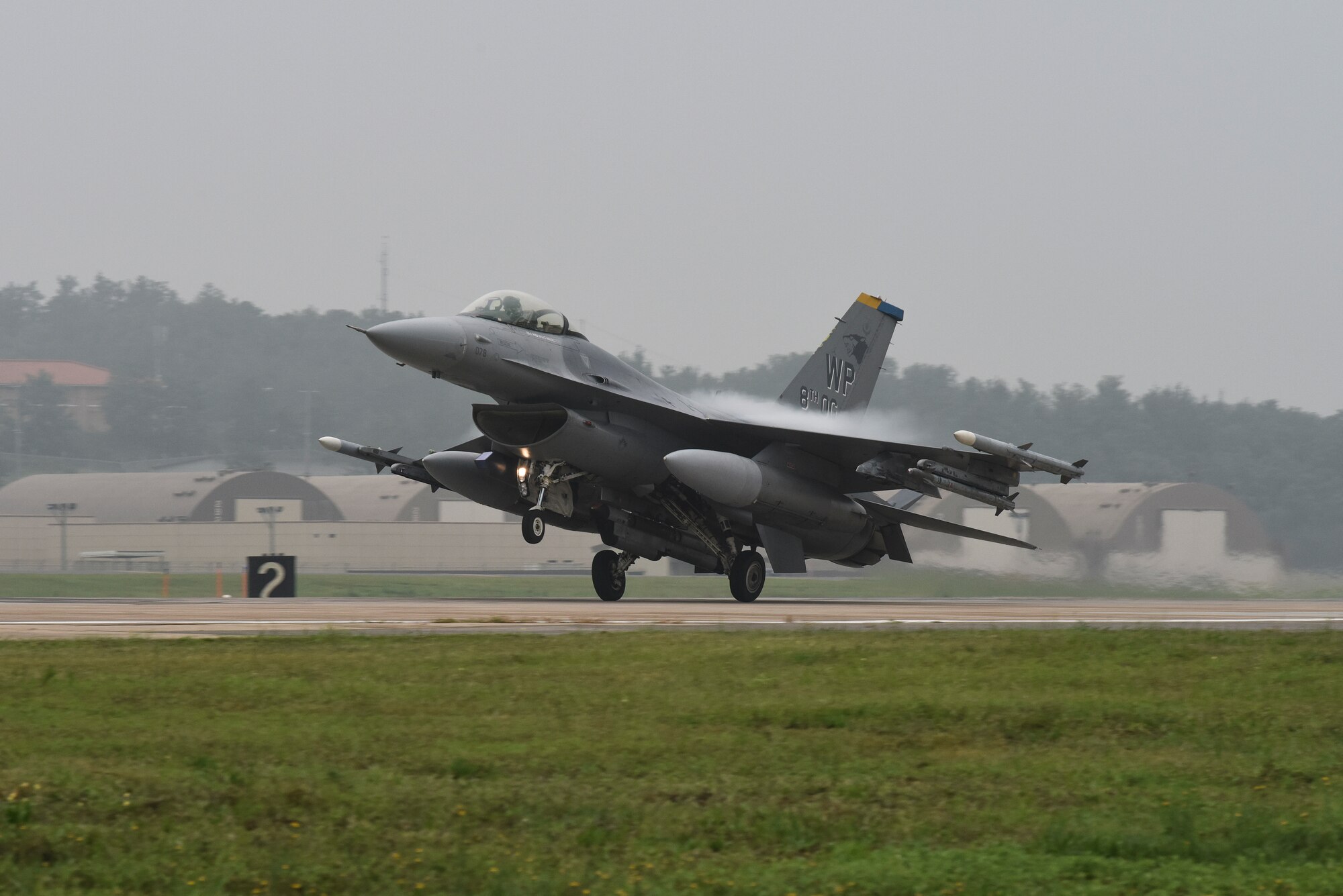 A U.S. Air Force F-16 Fighting Falcon assigned to the 8th Operations Group lands following a routine training flight at Kunsan Air Base, Republic of Korea, Aug. 28, 2019. The 8th OG equips and trains the 35th Fighter Squadron “Pantons” and 80th FS “Juvats” to conduct air-to-ground and air-to-air missions. (U.S. Air Force photo by Staff Sgt. Mackenzie Mendez)