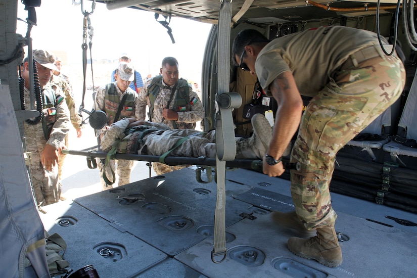 American, Jordanian soldiers conduct MEDEVAC training