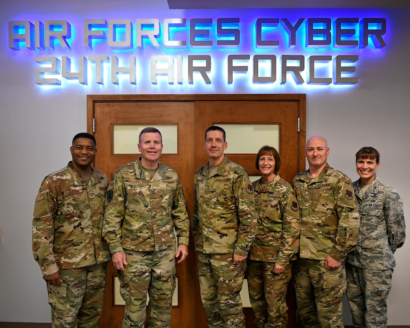 Gen. Tod Wolters (center left), commander of U.S. European Command, poses for a photo with 24th Air Force leaders during his visit to Joint Base San Antonio-Lackland Aug. 28. Wolters visited the 624th Operations Center to learn about the center’s command and control mission and to meet cyber Airmen.