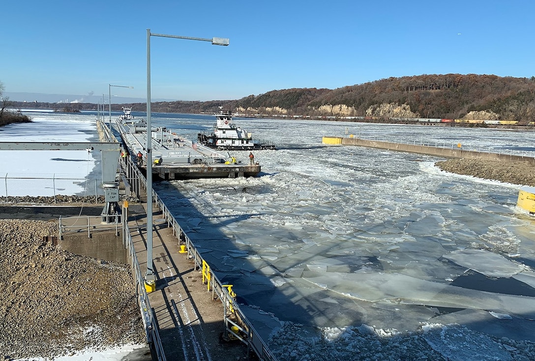 Ice on the river on Nov. 14 at Lock and Dam 2 in Hastings, Minnesota