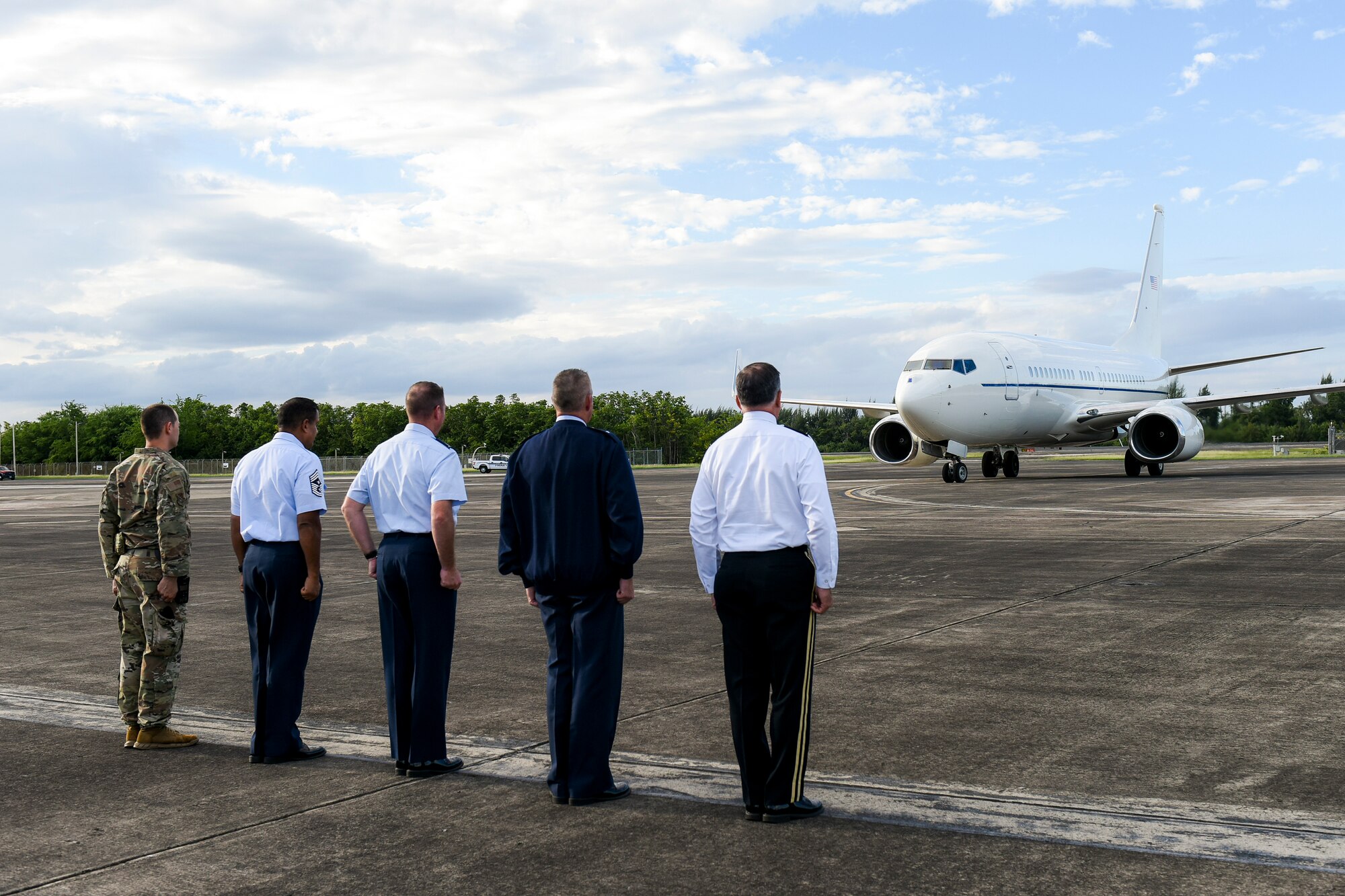 Gen. Lengyel visits the Puerto Rico National Guard