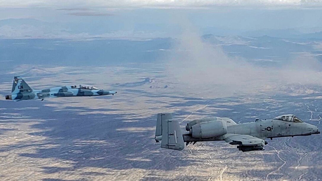 88th FTS plays aggressor role in Arizona