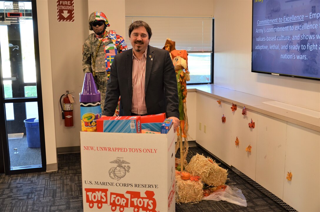 Defense Distribution Center Susquehanna generously supports local Toys for Tots