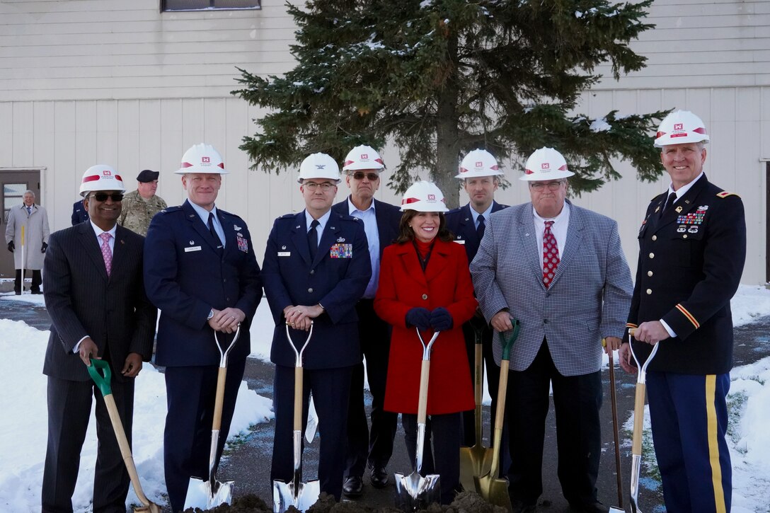 Niagara hosts ground-break ceremony for new fitness center