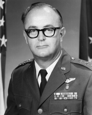 LIEUTENANT GENERAL (DR.) PAUL W. MYERS > U.S. Air Force > Biography Display