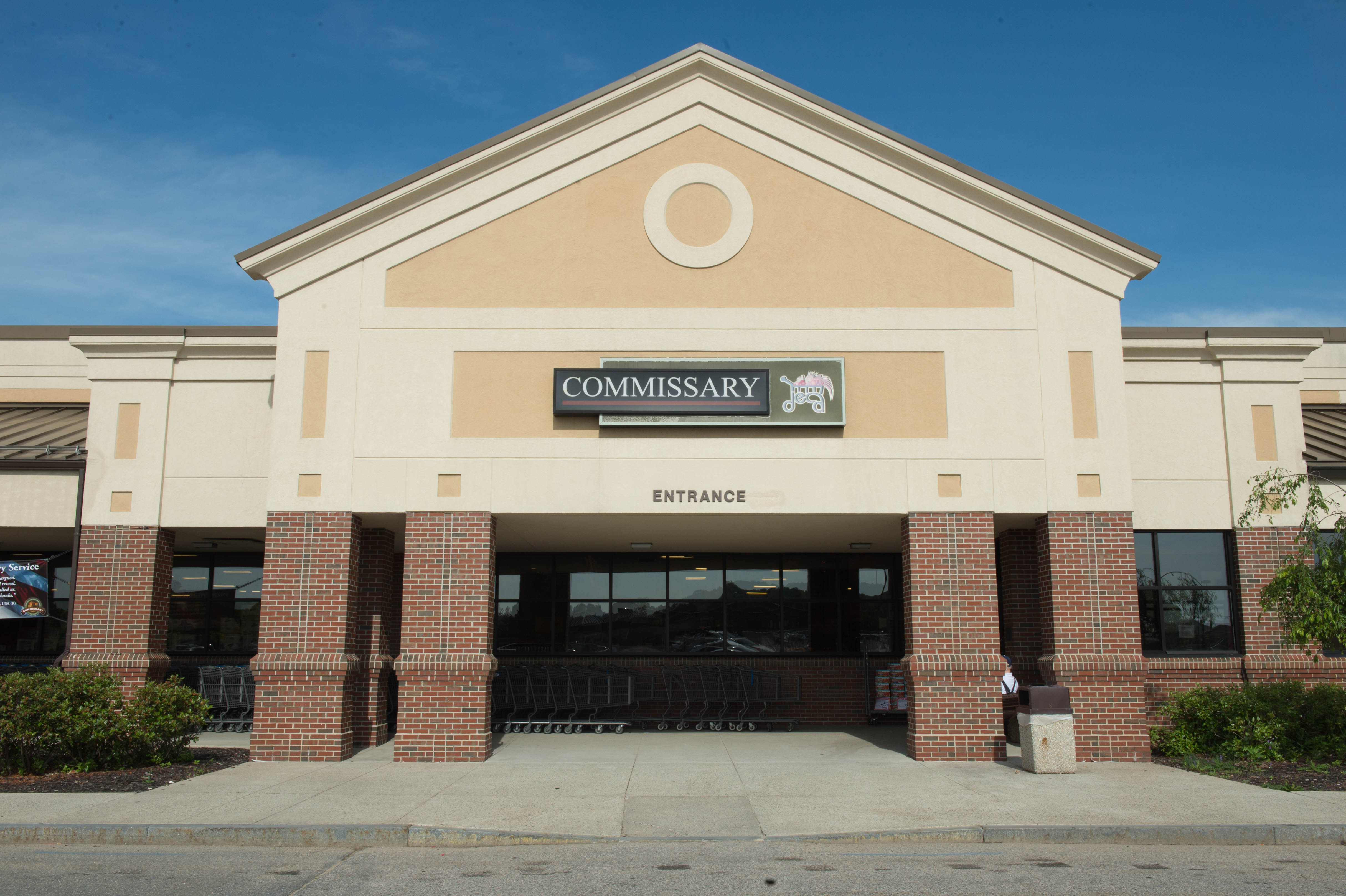 DOD grants base access to disabled veterans, caregivers > Air