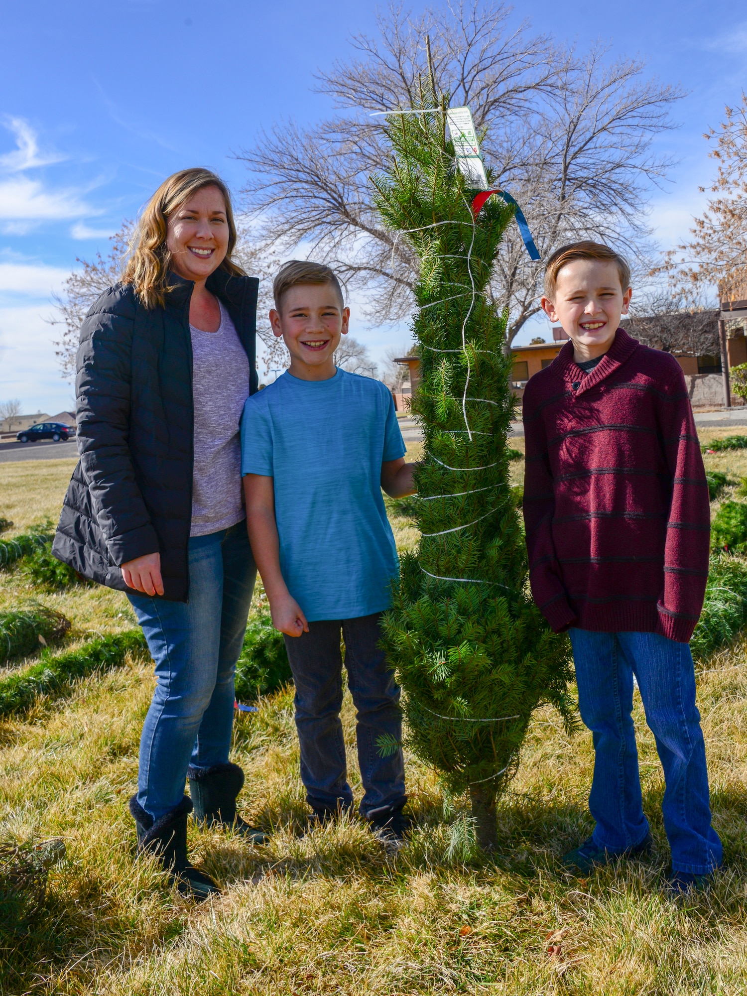 Photo of mother and children at Jingle Jubilee, Dec. 7, 2019.