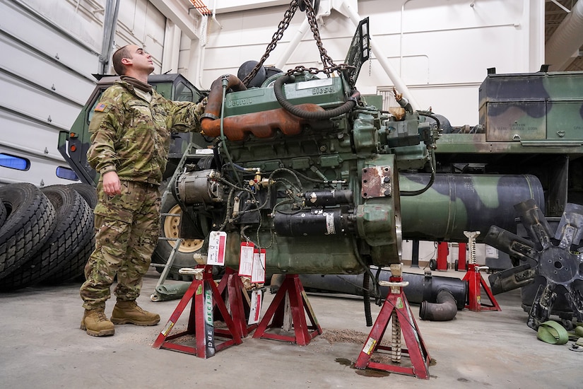 Soldiers Repair Heavy Expanded Mobility Tactical Truck Engine > Joint ...