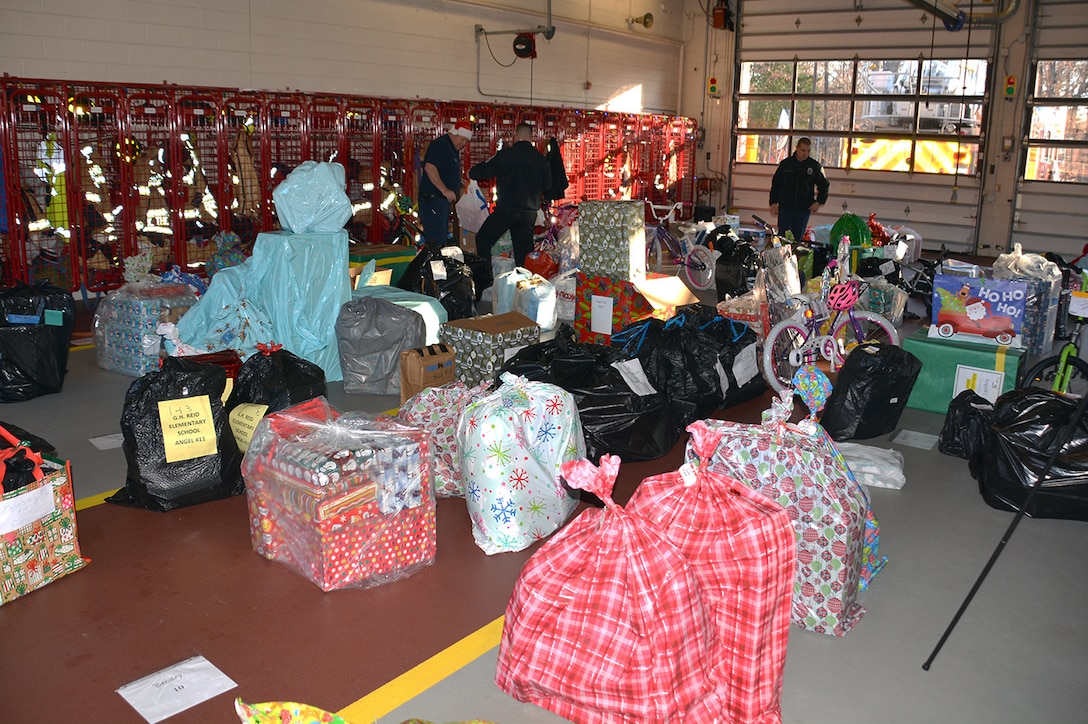 Giving back goes beyond brightly colored bows and wrapping paper at DSCR