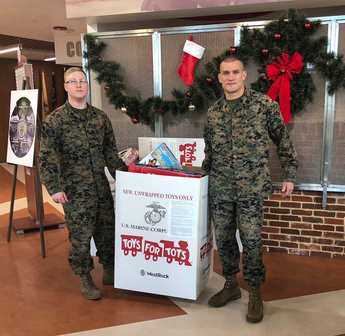 Toys for Tots donations at DLA Aviation in Richmond, Jacksonville reach close to 2,000