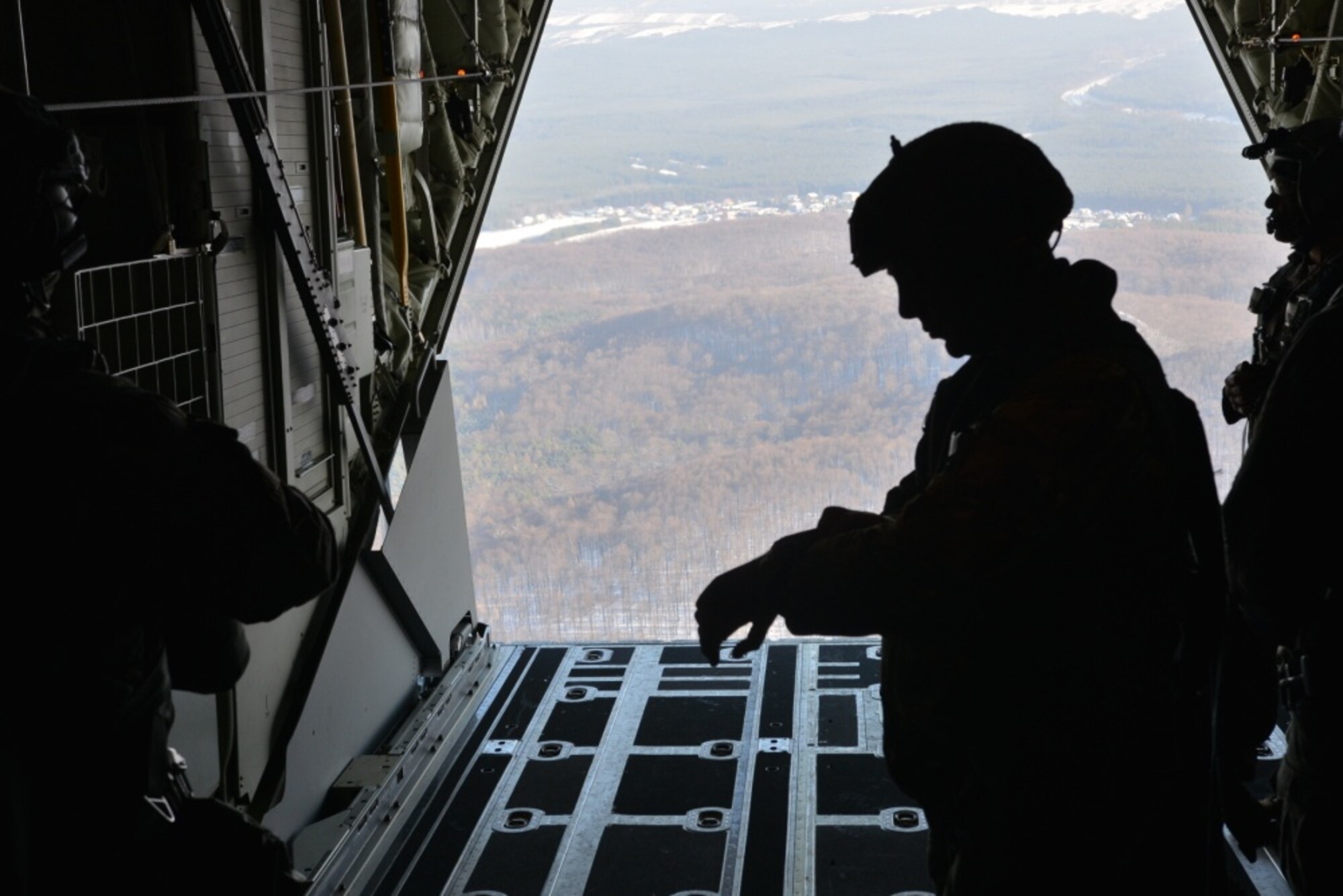 The Commando II has the ability to fly low visibility, single or multi-ship, low-level air refueling missions for special operations helicopters and tiltrotor aircraft. They also provide the capability for SOF infiltration, exfiltration, and resupply of special operations Forces by airdrop or air-land intruding politically sensitive or hostile territories.