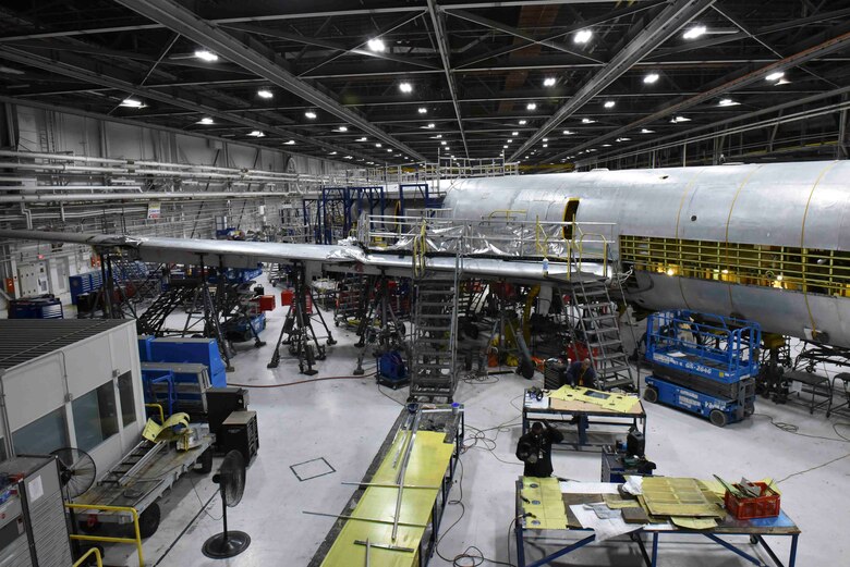 Programmed depot maintenance modernizes KC135s > Fairchild Air Force