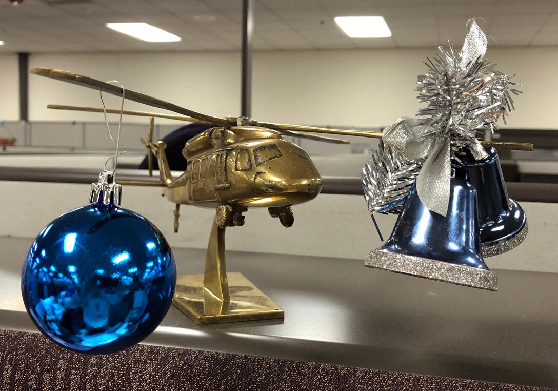 Holiday cheer at DLA Aviation