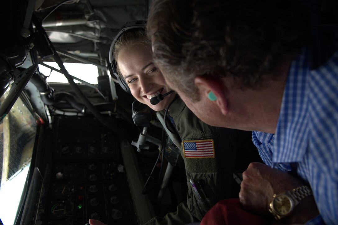 Photo of boom operator smiling at passenger