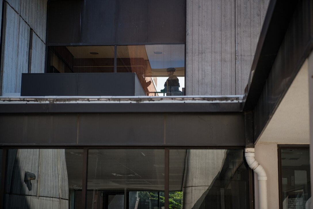 The Team Scott explosive ordnance disposal team, consisting of Airmen from the 932nd Civil Engineer Squadron and 375th  CES joined up with the St. Louis Regional Bomb and Arson team to participate in a two day event that saw the teams sharing knowledge and capabilities in St. Louis, Oct. 22, 2019. During the training the teams responded to scenarios where they had to identify, neutralize and dispose of improvised explosive devices. (U.S. Air Force photo by Christopher Parr)