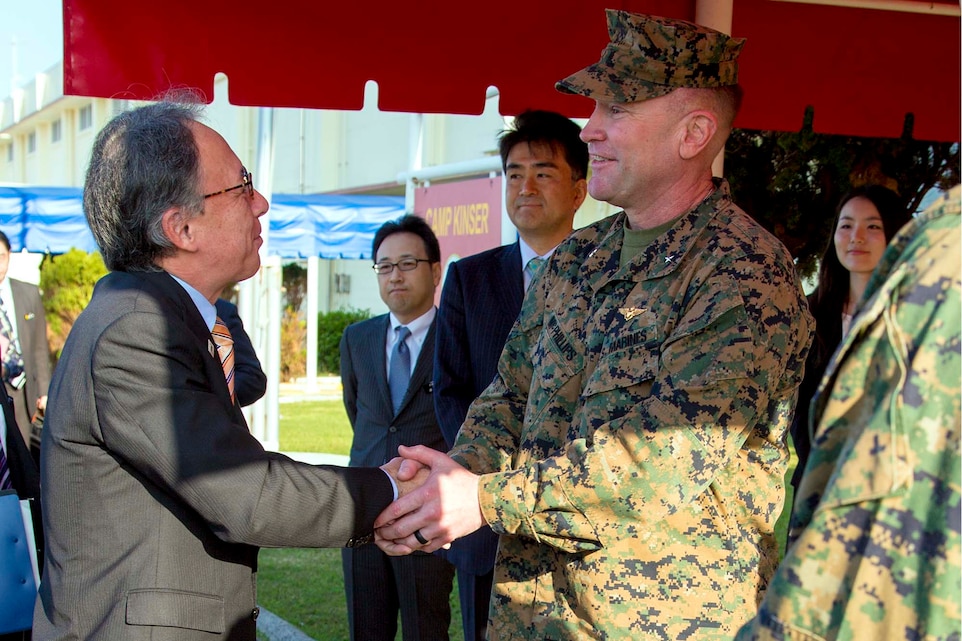 沖縄県知事が米軍施設を視察訪問 > 在日米海兵隊 > ニュース