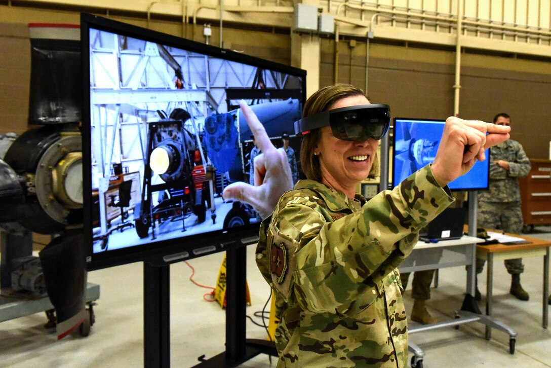 AETC's CMSgt Gudgel visits Sheppard