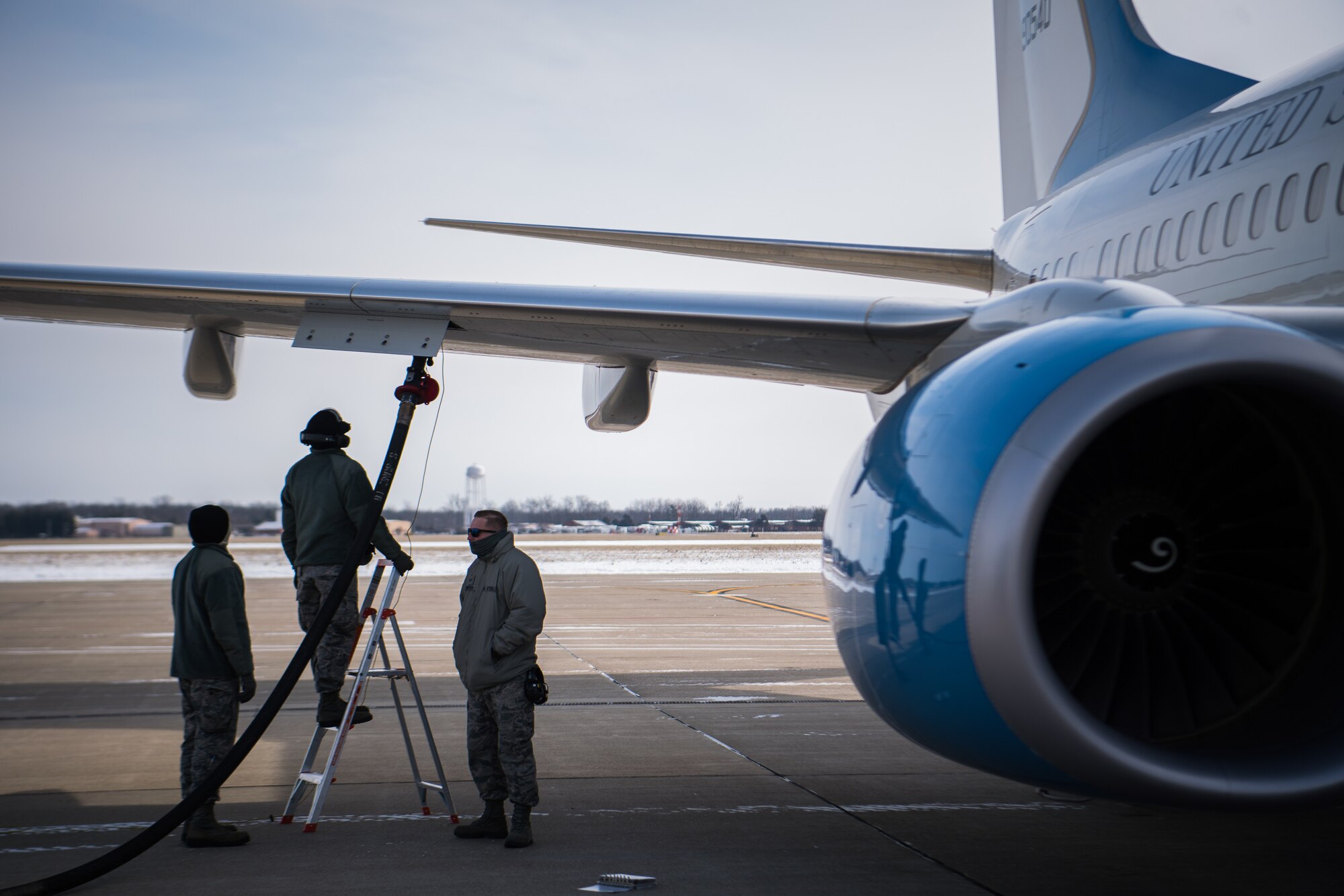 The polar vortex can't stop the 932nd Airlift Wing flight line crew chief from completing his mission and launching aircraft.