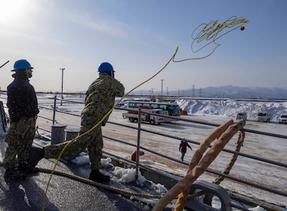 USS Antietam Arrives in Ishikari, Japan