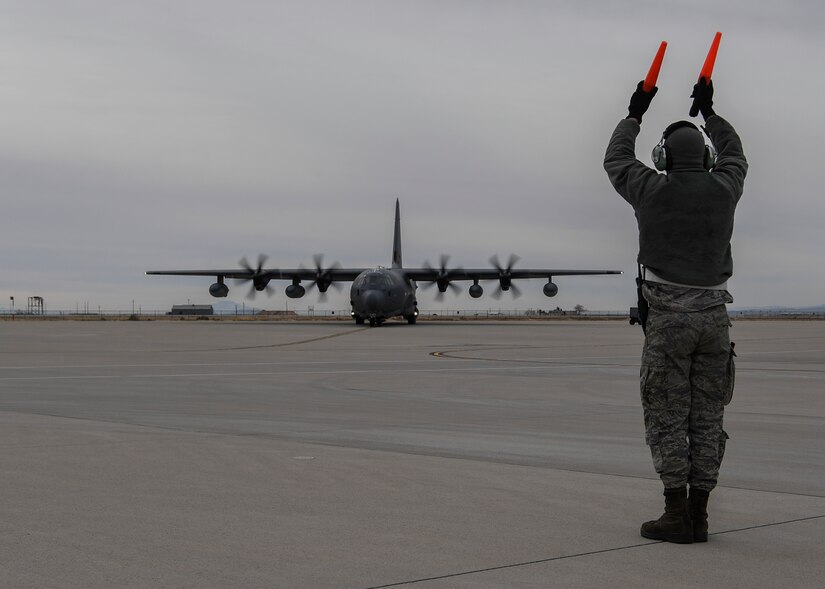 58th AMXS keeps aircraft mission ready > Kirtland Air Force Base