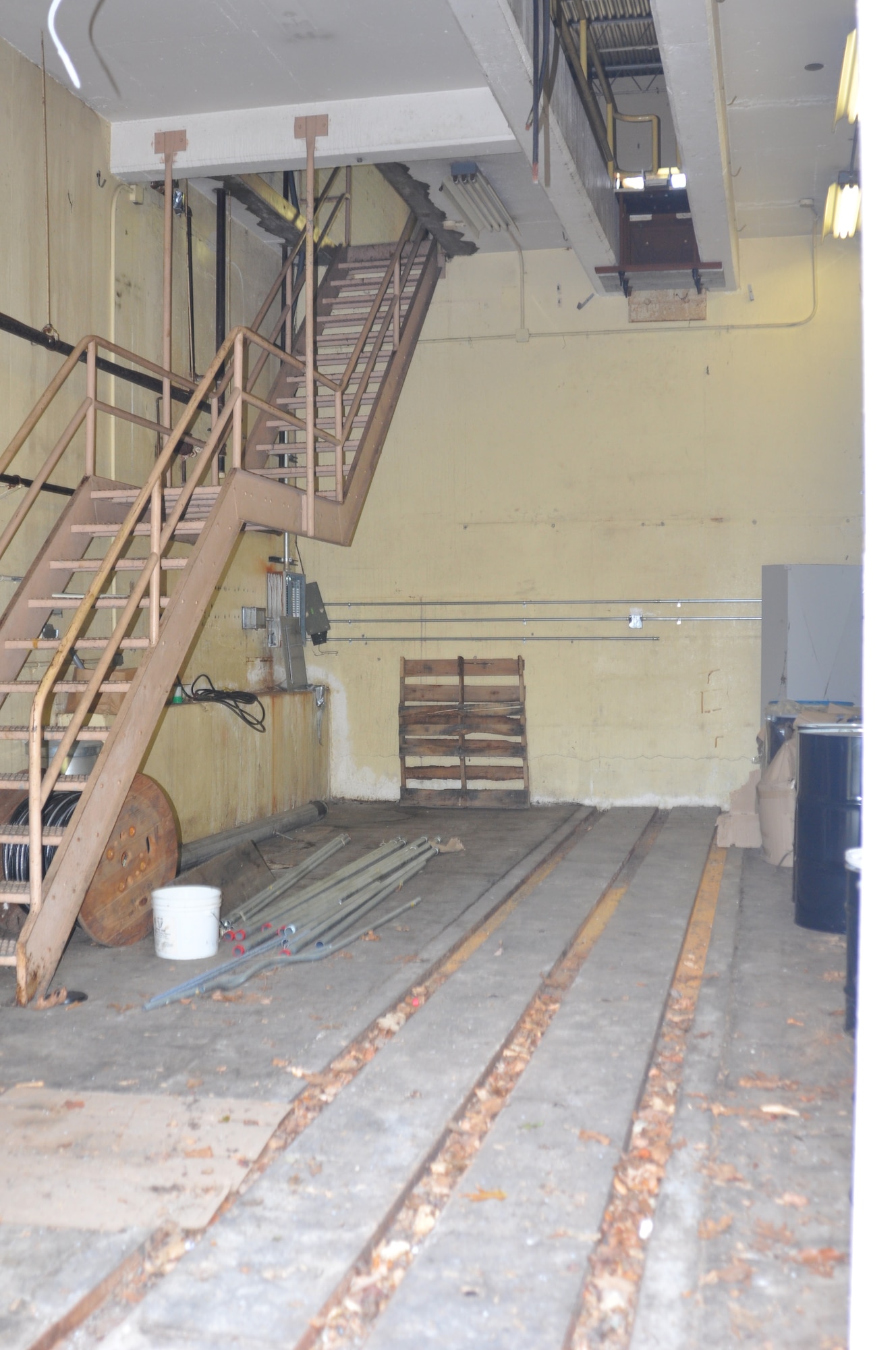 Pictured is a portion of the former Gun Room/Pilot Tank at AEDC Hypervelocity Tunnel 9 in White Oak, Maryland, prior to the renovations there to establish the Tunnel 9 Temperature-Sensitive Paint Application Lab. Work to refurbish this unused space began in September 2017 and was completed in February 2018. The TSP Application Lab has been operational since the spring of 2018. (U.S. Air Force photo)