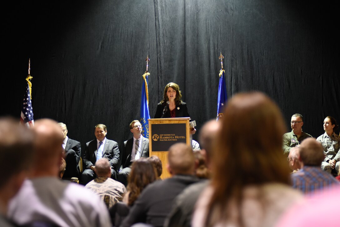 Gov. Kristi Noem, 33rd governor of South Dakota, speaks with 114th Fighter Wing Airmen during a Welcome Ceremony in Sioux Falls, S.D., Feb. 3, 2019.