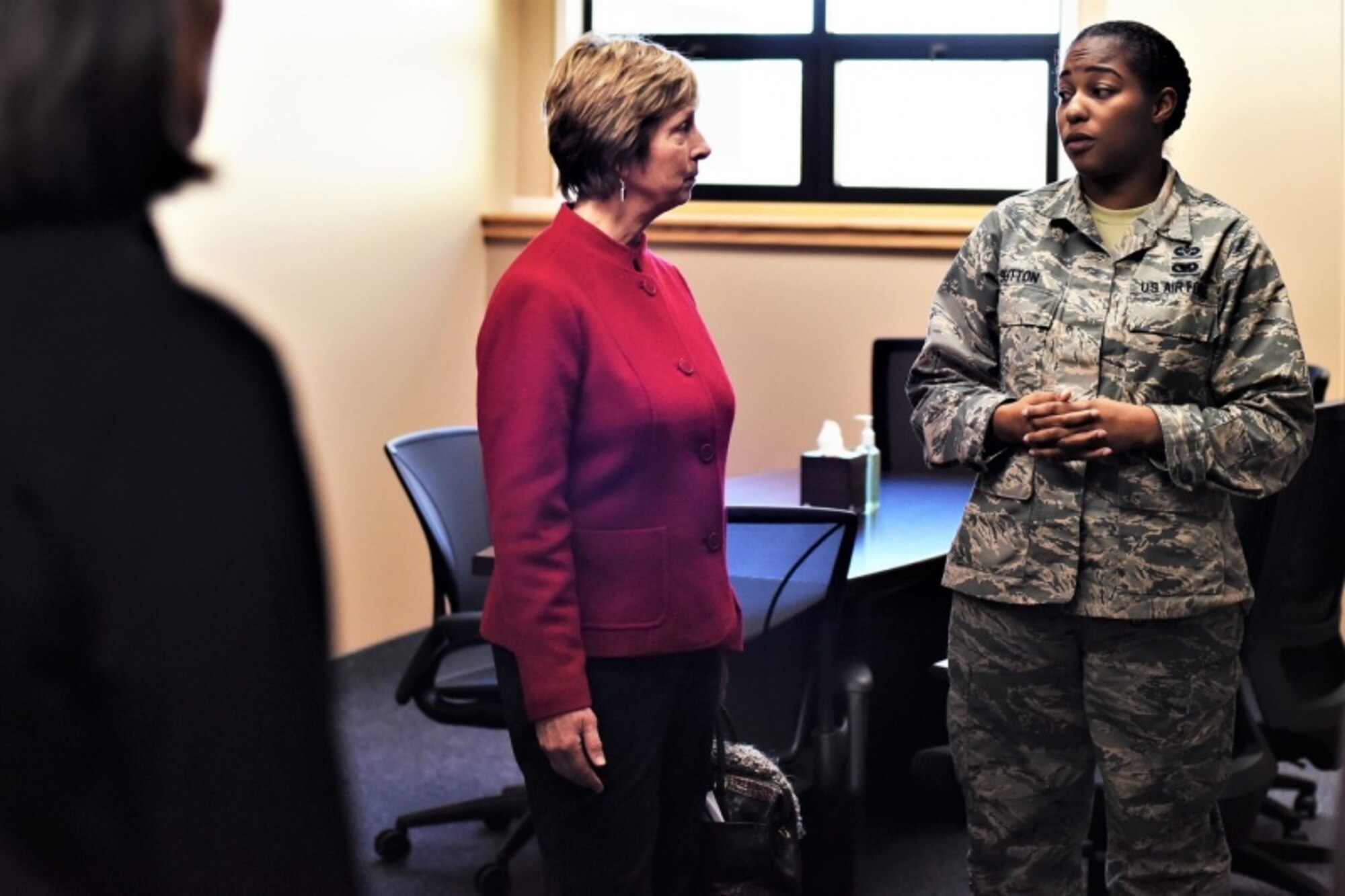 Laura Hyten speaks with former U.S. Air Force Staff Sgt. Jasmine Sutton, 341st Missile Wing special victims counsel paralegal, at the Malmstrom Air Force Base resiliency center in Montana, Jan. 17, 2018. Mrs. Hyten is married to U.S. Air Force Gen. John Hyten (not pictured), commander of U.S. Strategic Command (USSTRATCOM). While there, Gen. and Mrs. Hyten met with base leaders and Airmen to thank them for their support to USSTRATCOM’s mission.  (U.S. Air Force photo by Kiersten McCutchan)