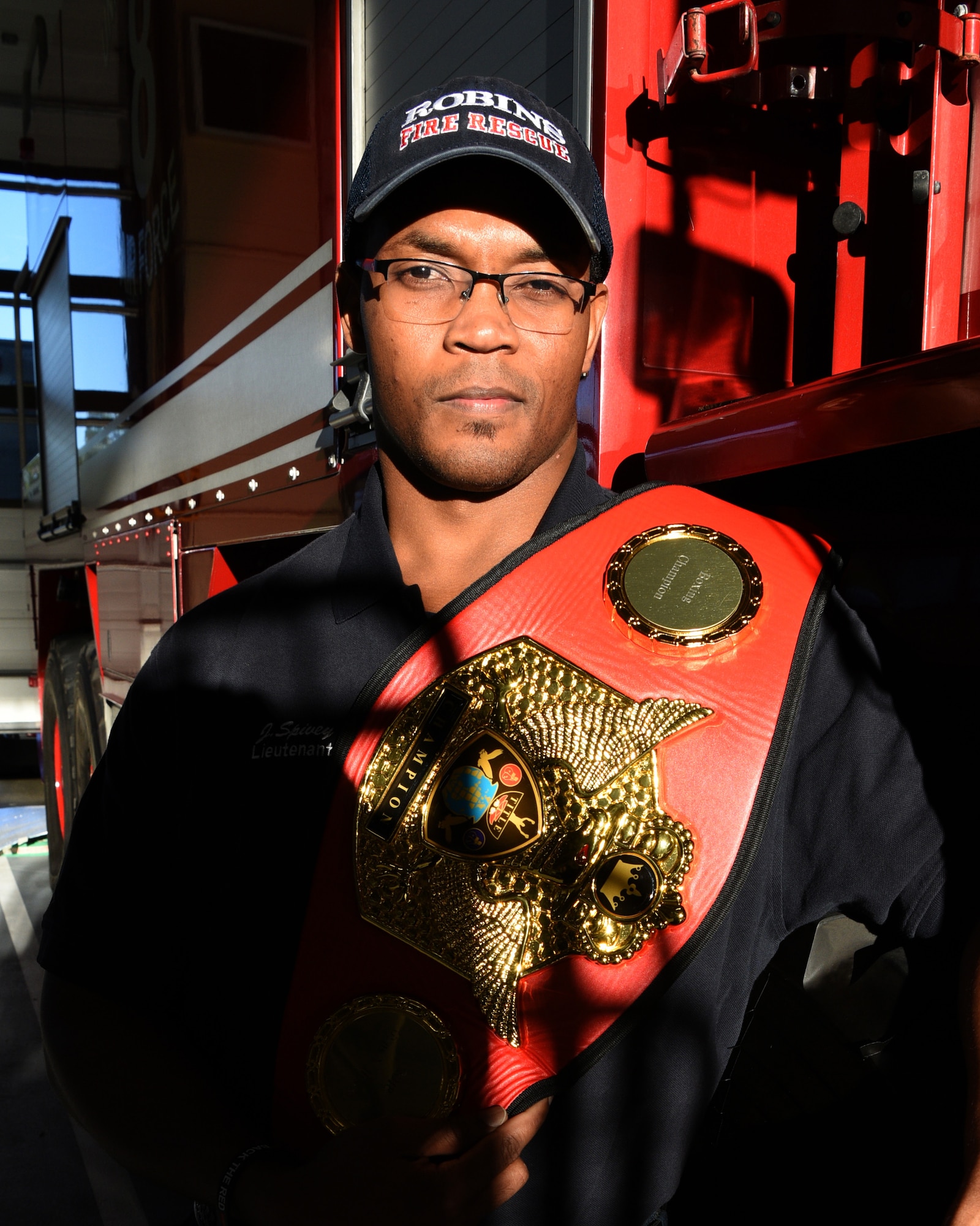 Robins firefighters use boxing to stay fit to fight flames