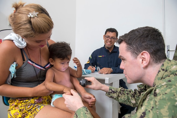 Navy Doctors Join Brazilian Hospital Ship Mission Along The Amazon River U S Southern Command News