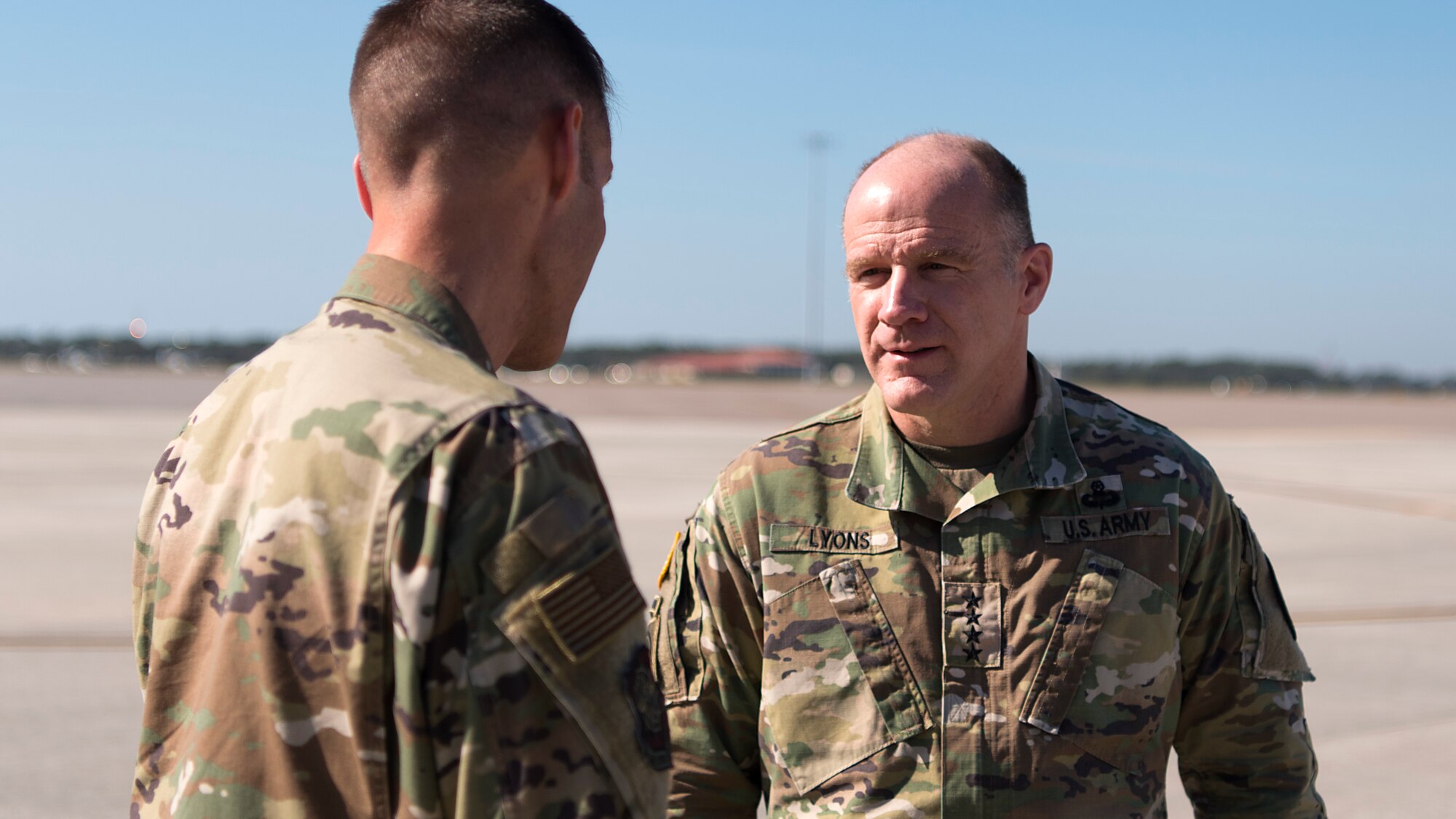 U.S. Army Gen. Stephen Lyons, U.S. Transportation Command commander, speaks with U.S. Air Force Col. Stephen Snelson, 6th Air Mobility Wing commander, during his visit to MacDill Air Force Base, Fla., Feb. 8, 2019. As the USTRANSCOM commander, Lyons visited MacDill to learn more about how the KC-135 Stratotanker enables force projection and sustained military power whenever and wherever needed. USTRANSCOM is a unified, functional combatant command that provides support to the nine other U.S. combatant commands, the military services, defense agencies and other government organizations.