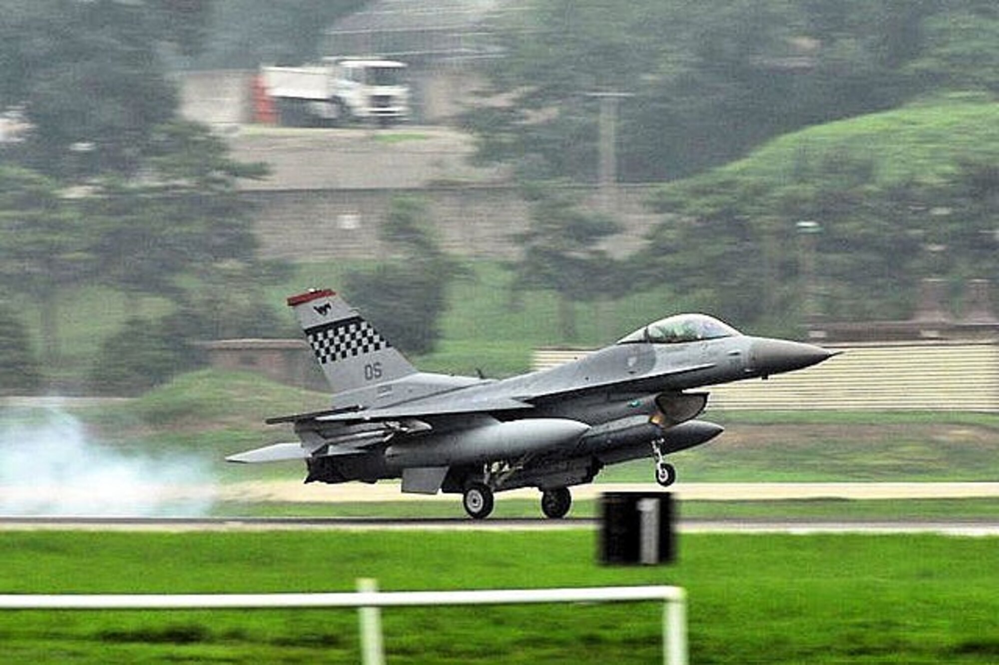 F-16 Fighting Falcon