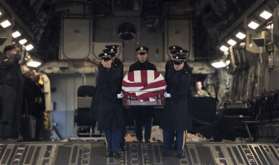 Reservist overcome winter weather to give late Congressman final flight