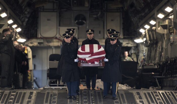 Reservist overcome winter weather to give late Congressman final flight