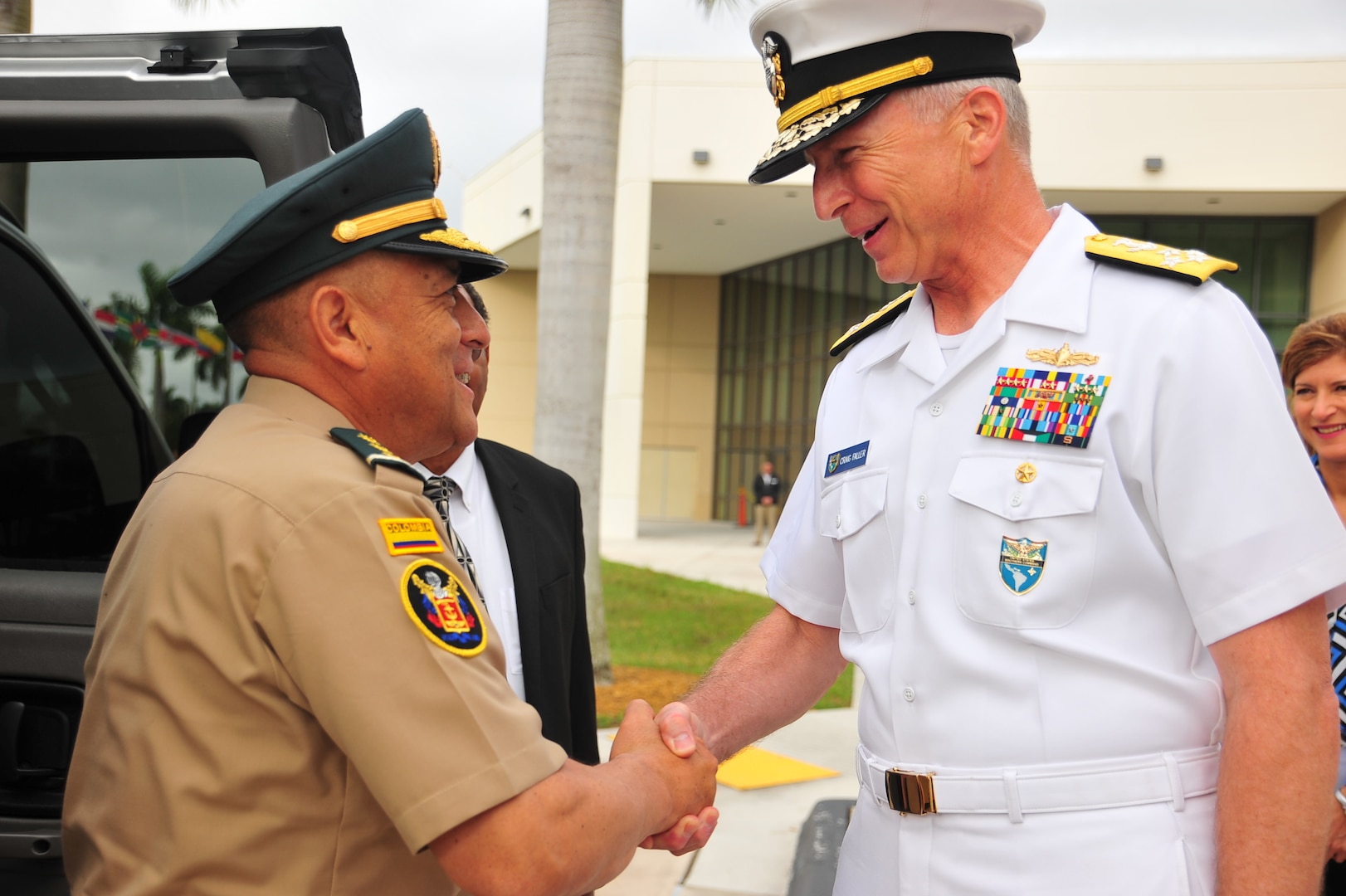 U.S. Navy Adm. Craig Faller, commander of U.S. Southern Command, welcomes Colombian Army Maj. Gen. Luis Navarro Jiménez, Commanding General of the Colombian Military Forces, to SOUTHCOM headquarters.