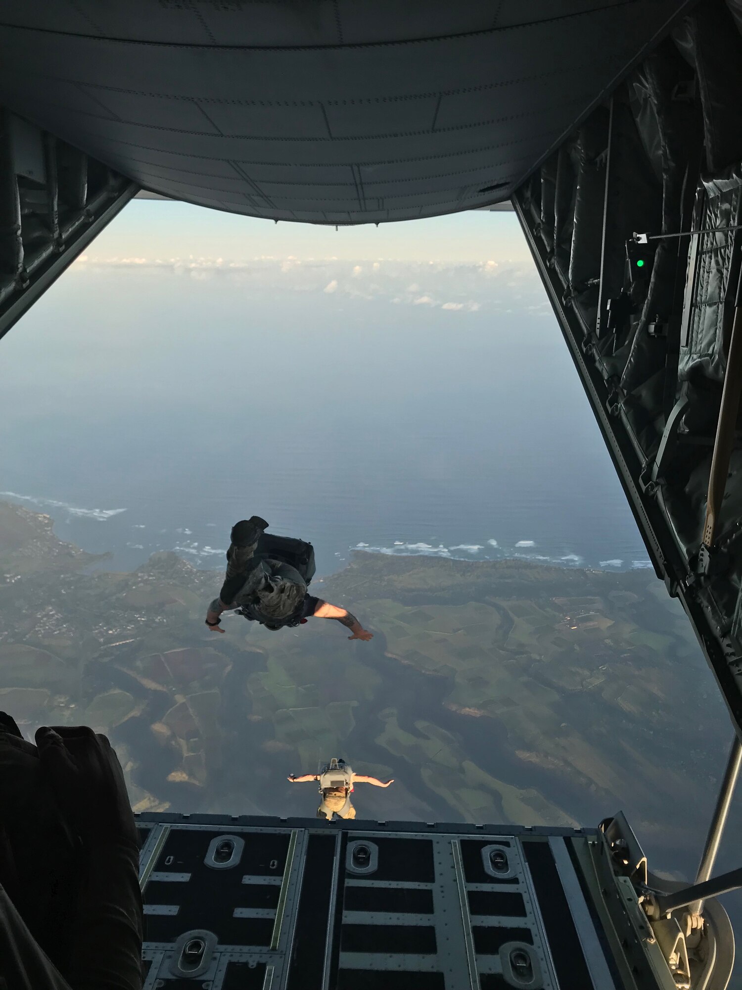 Alaska Air Guardsmen lead Precision Jumpmaster Course in Hawaii.