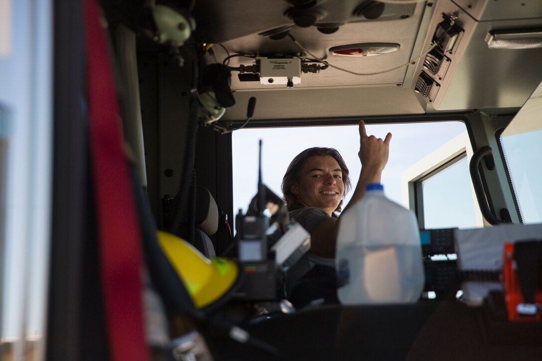 The Young Marines and Boy Scouts from Kingman, Ariz., visited Marine Corps Air Station (MCAS) Yuma Feb. 8, 2019. U.S. Marines stationed at MCAS Yuma demonstrated Explosive Ordnance Disposal (EOD) capabilities, Marine Corps Martial Arts Program (MCMAP) techniques, the Obstacle Course, and the Combat Fitness Test (CFT). The Young Marines and Boy Scouts also participated in some of these events. (U.S. Marine Corps photo by Cpl. Sabrina Candiaflores)