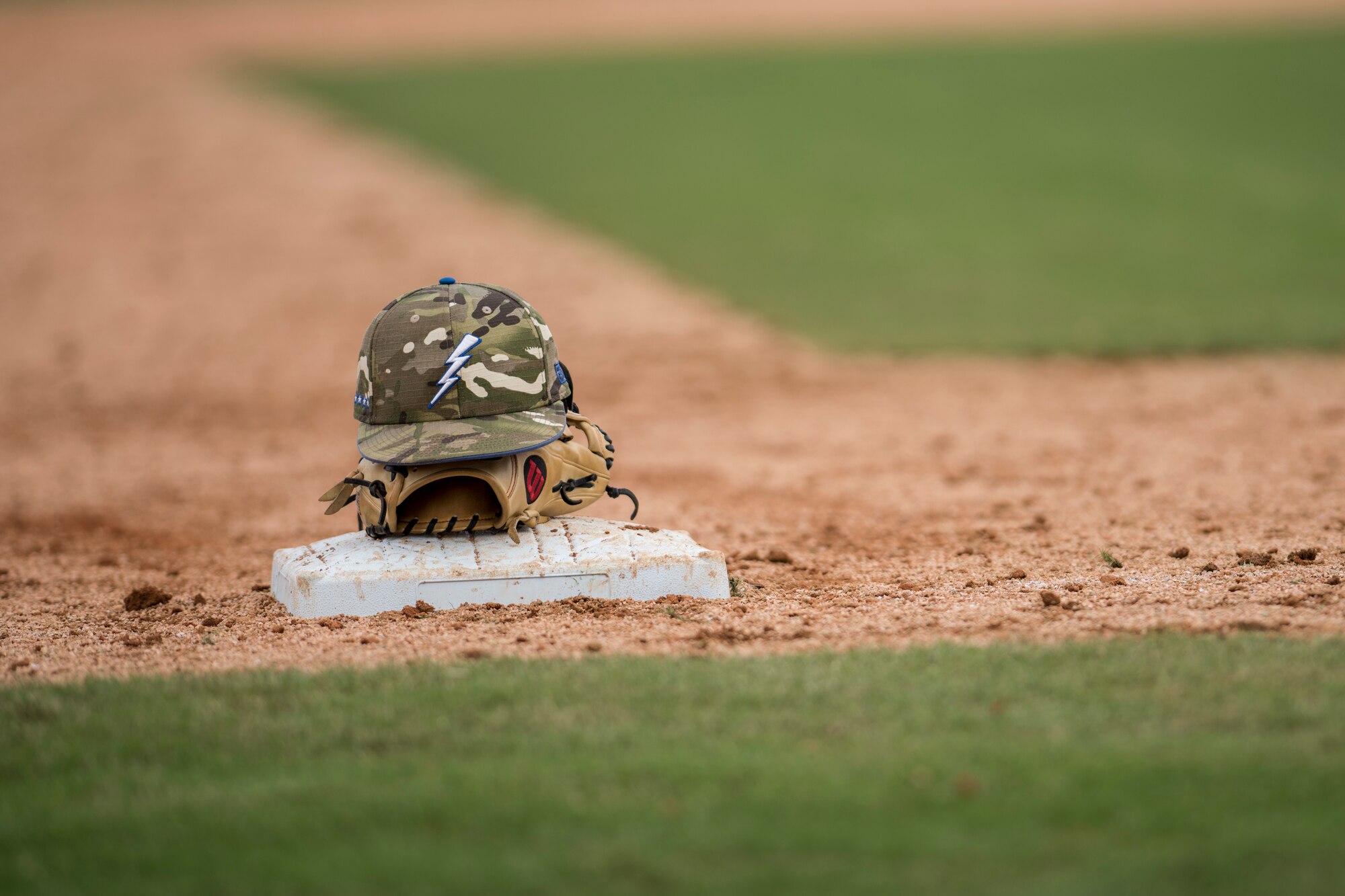 Freedom Classic: Air Force takes home plate