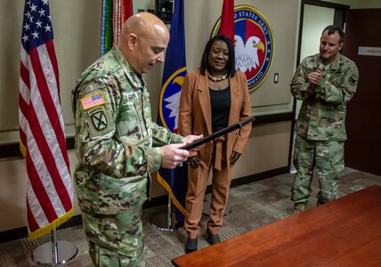 USARC civilian wins Inspector General Award