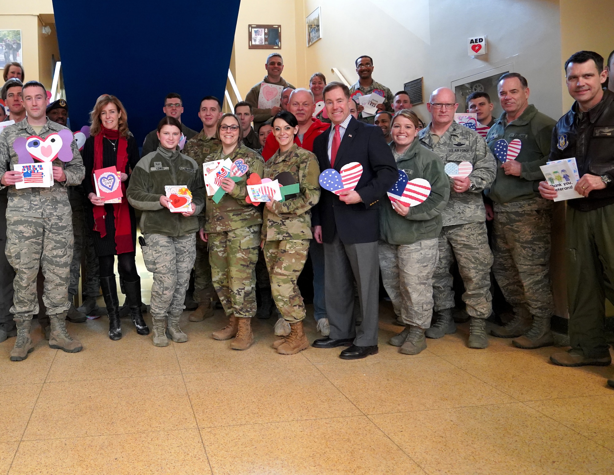 Niagara Airmen receive Valentines for Vets