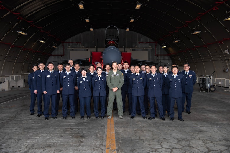 JASDF Cadets visit Team Kadena