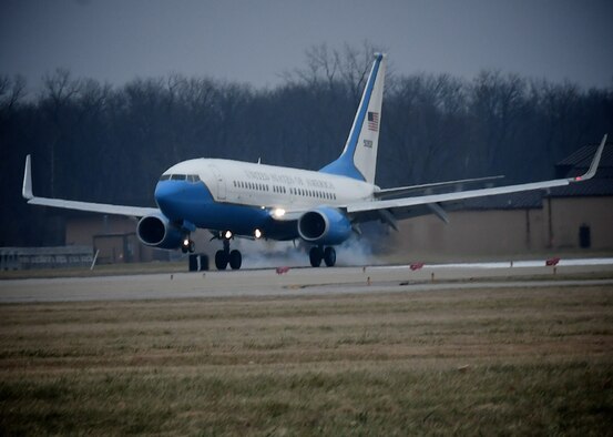 Col. Raymond Smith lands his final flight successfully as wing commander aboard a C-40 plane at Scott Air Force Base, Illinois, on Dec. 21, 2018. He moves on to United State Transportation Command and the vice commander, Col. Michael Cruff, will be the interim commander in the meantime. 932nd Operations Group (OG) pilots and maintainers are constantly executing their mission wherever the nation's leaders need to go.  The 932nd Airlift Wing's Maintenance Group (MXG), is responsible for leading people who are always training and equipping to inspect, maintain and repair Air Force Reserve Command C-40C planes at Scott Air Force Base. The 932nd MXG's management of resources improves the wing's professionalism and enables the 932nd Operations Group's C-40C pilots to fly distinguished visitor (DV) airlift around the world, anywhere they are needed by the nation's leaders. The Illinois unit, which is part of 22nd Air Force, under Air Force Reserve Command, flies four of the C-40C planes worldwide. (U.S. Air Force photo by Lt. Col. Stan Paregien)