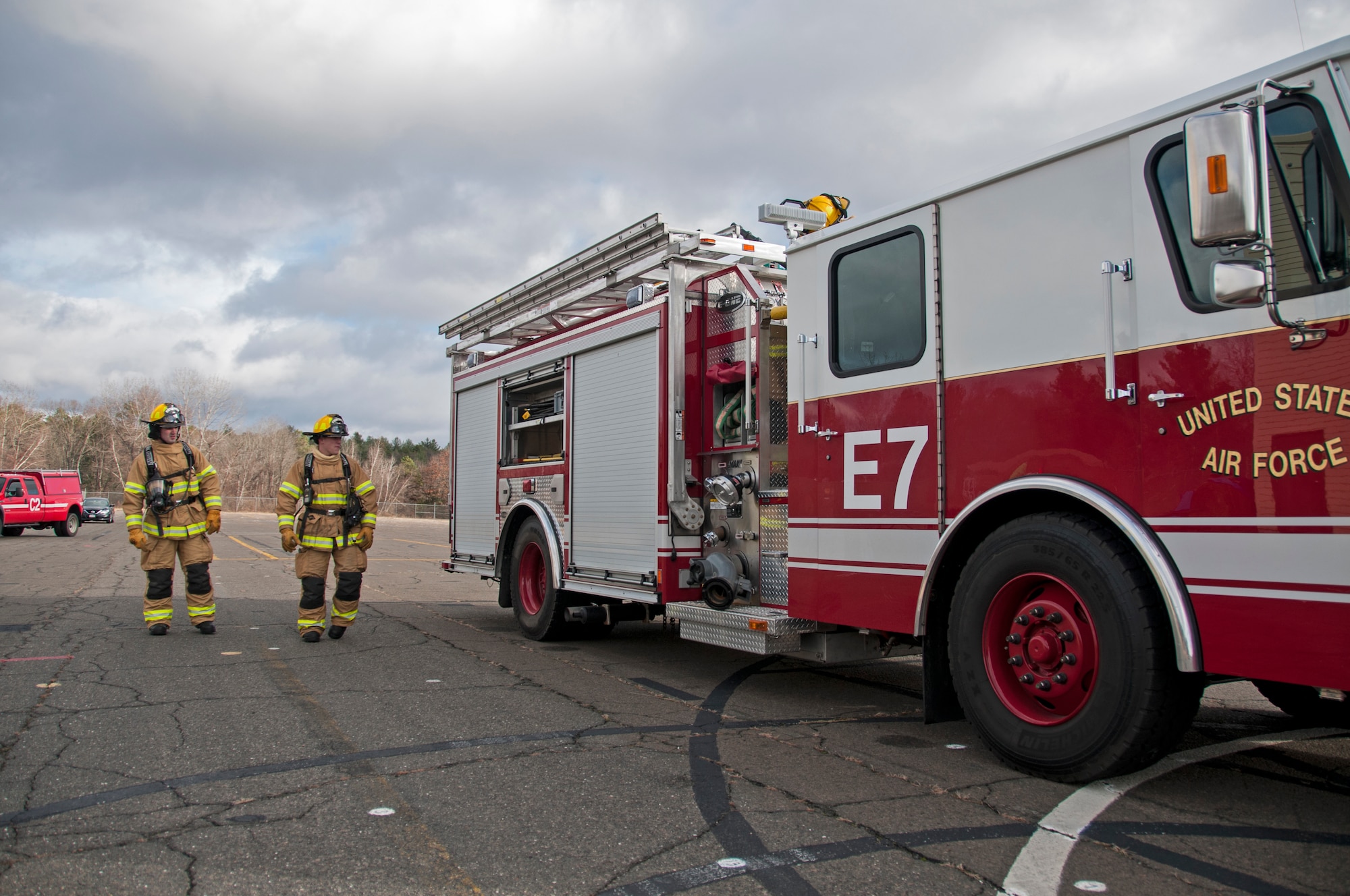 104th Civil Engineering Squadron firefighters conduct live structural fire training Nov. 27, 2018, at Barnes Air National Guard Base, Massachusetts. The training ensures the Fire Attack Teams are prepared to respond to any fires on base or in the surrounding communities. (U.S. Air National Guard photo by Airman 1st Class Randy Burlingame)