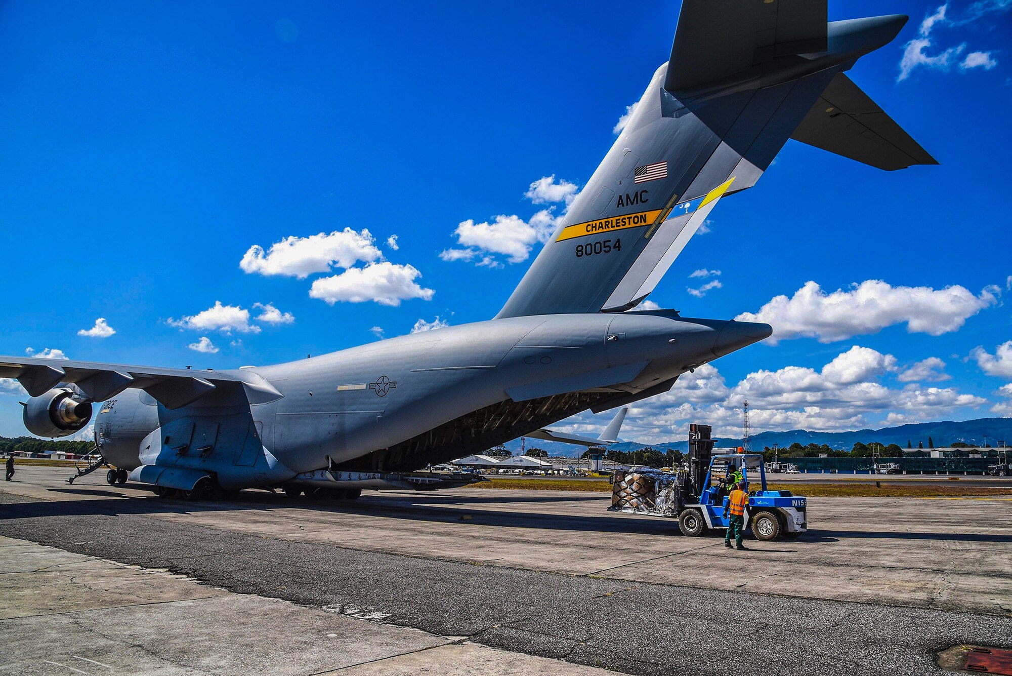 Reservists deliver humanitarian aid to Guatemala