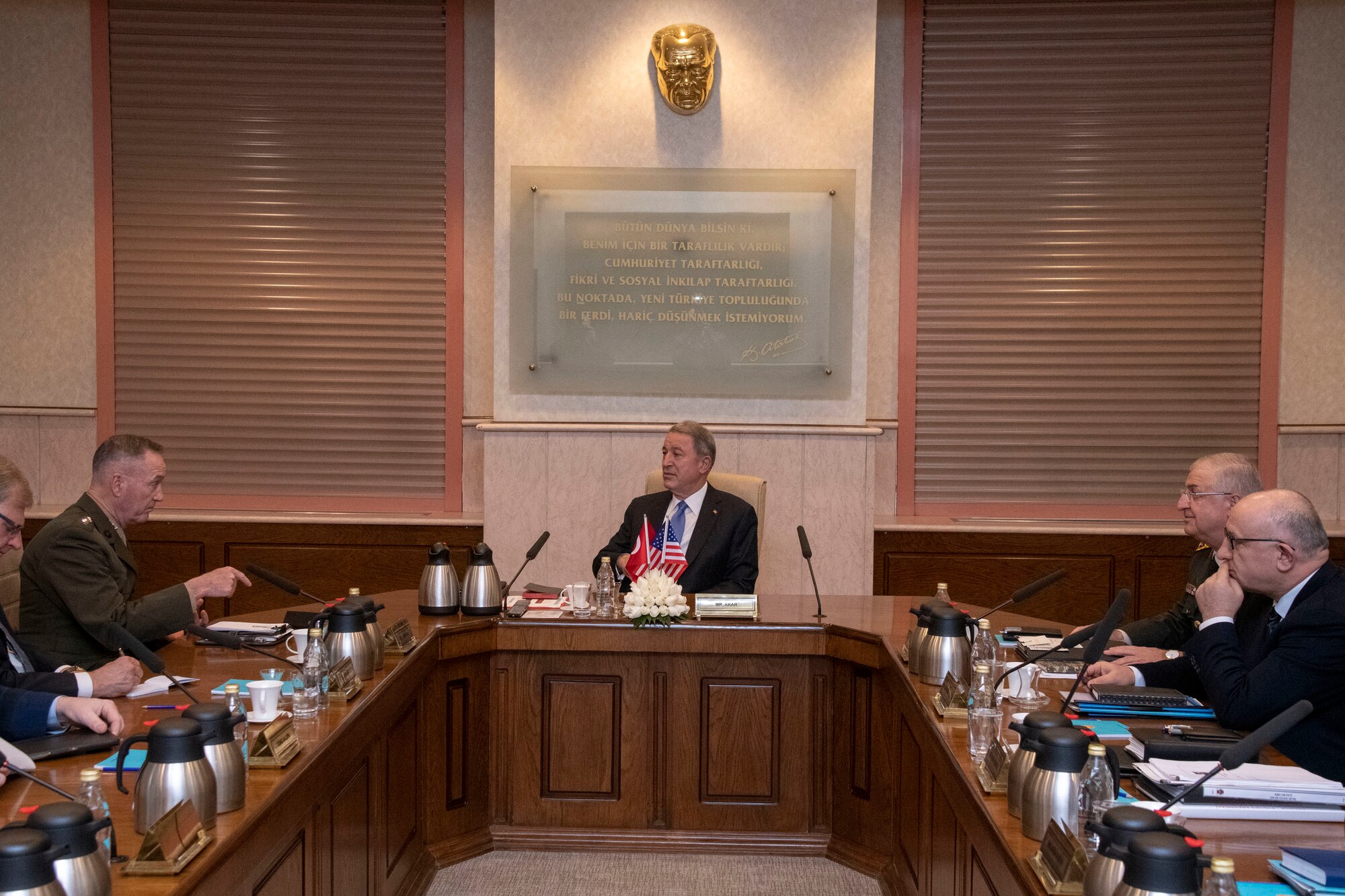 Marine Corps Gen. Joe Dunford, chairman of the Joint Chiefs of Staff, meets with Turkish Minister of Defense Hulusi Akar at the Turkish General Staff building in Ankara, Turkey, Jan. 8, 2019.
