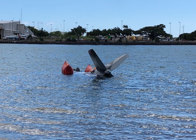 Coast Guard, partners recover section of downed jet off Oahu

  
Coast Guard, Partners Recover Section of Downed Jet off Oahu