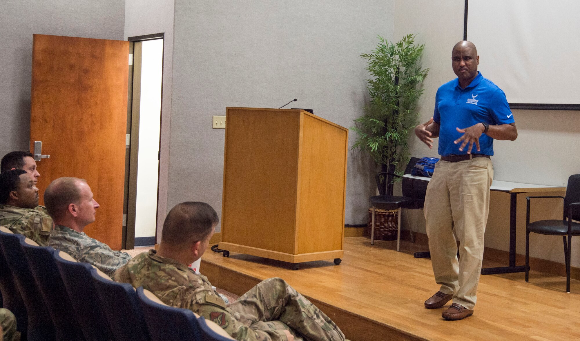 Chief Master Sgt. Dwight Tucker, 673rd Mission Support Group superintendent from Joint Base Elmendorf-Richardson, speaks to members of the 15th Wing about resiliency during an Air Force Wounded Warrior CARE ambassador briefing at Joint Base Pearl Harbor-Hickam, Hawaii, Jan. 9, 2018. The AFW2 Program works hand-in-hand with the Air Force Survivor Assistance Program, Airman & Family Readiness Centers and the Air Force Medical Service, connecting Airmen and their families with services they need to strengthen their resiliency so Airmen can recover and either return to duty or transition into civilian life. (U.S. Air Force photo by Tech. Sgt. Heather Redman)