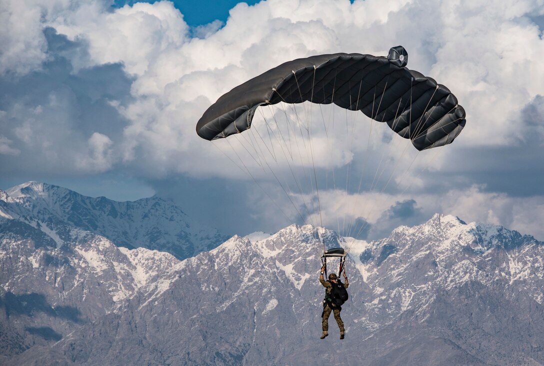 A U.S. Air Force pararescueman