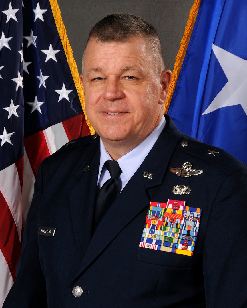 national-guard-assistant-to-the-commander-12th-air-force-air-forces-southern-illinois