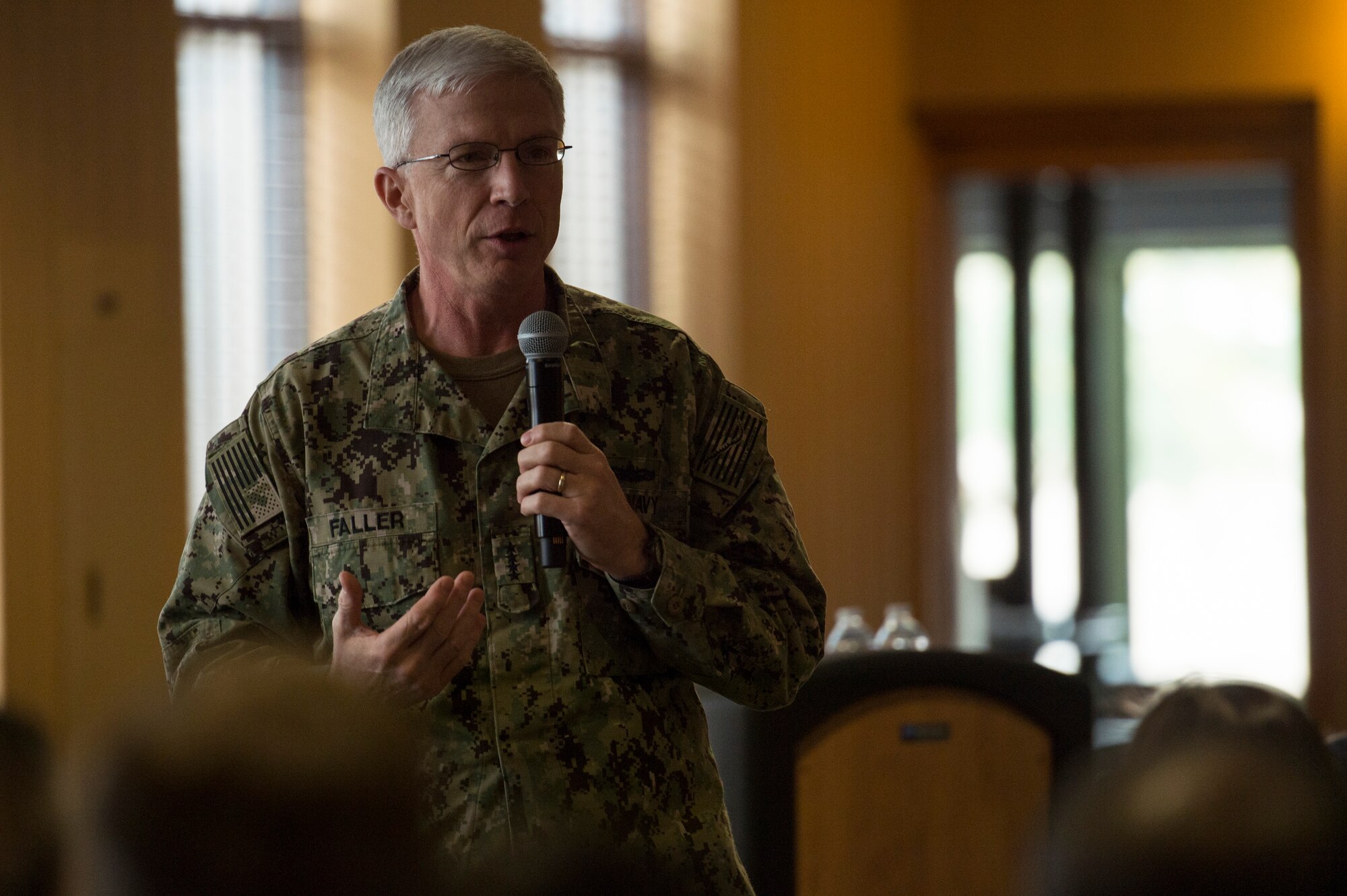 Admiral Faller USSOUTHCOM Commander visits 12th Air Force (Air Forces Southern)